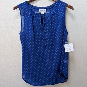 NWT Liz Claiborne Sheer Blue Tank Top Blouse With Flower Pattern.Size Medium